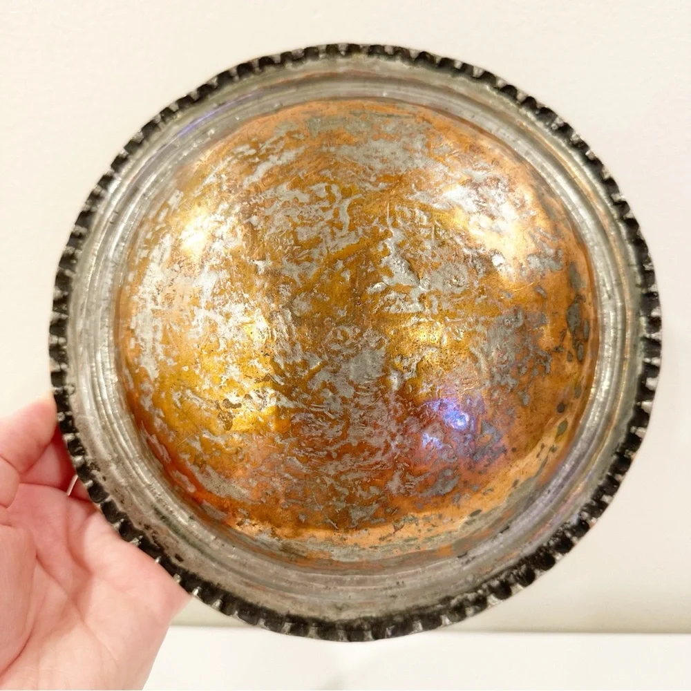 Vintage Textured Trinket Keys Catch All‎ Metal Bowl